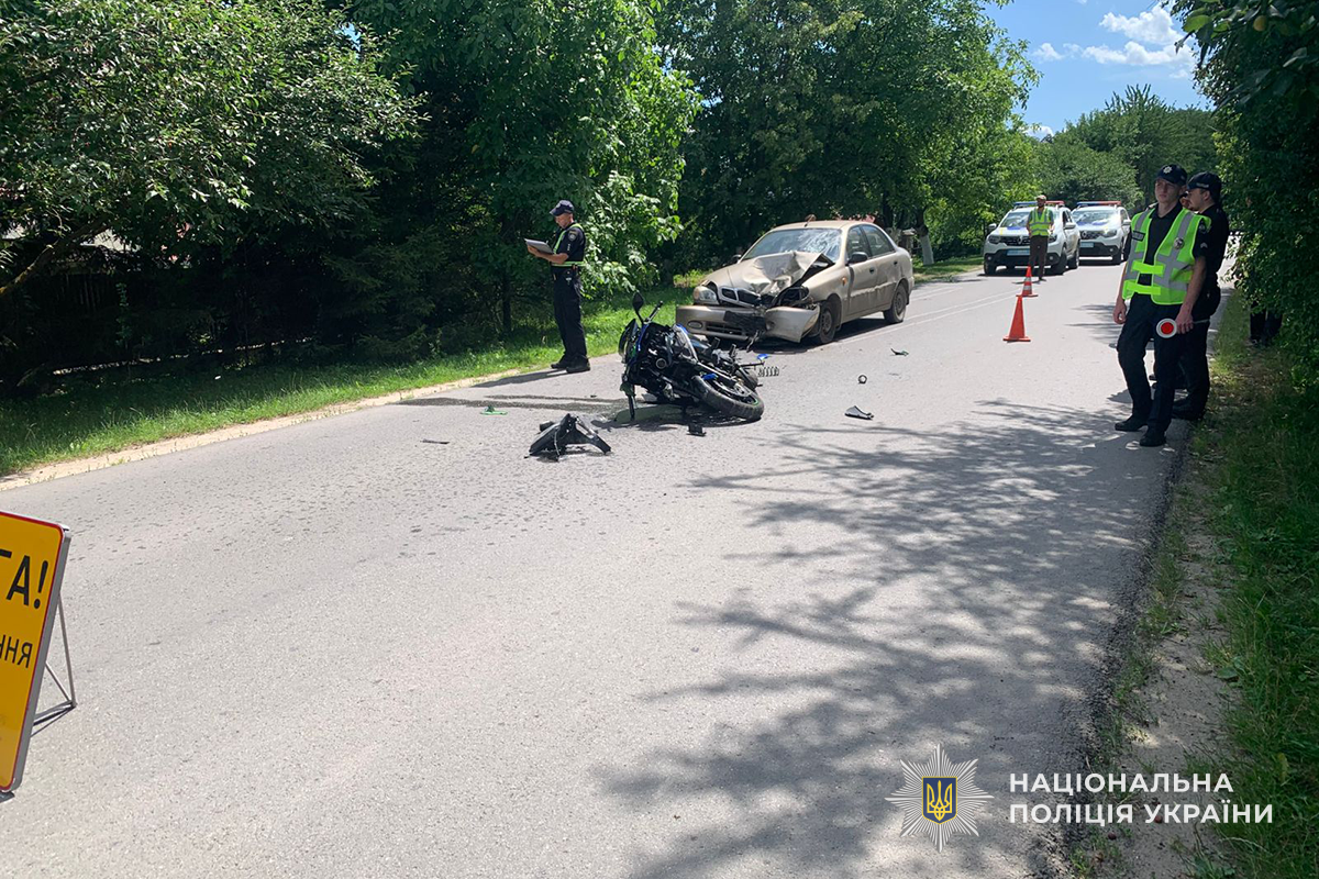 Новини Тернополя - фото з Неподалік Оришківців автобус збив пішохода: чоловік не вижив