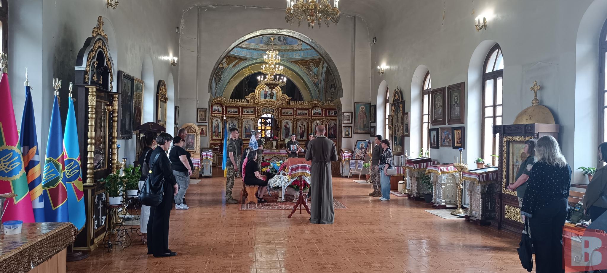 Новини Хмельницького - фото з Хмельницький попрощався з прикордонником Валерієм Салтаном, який загинув у полоні