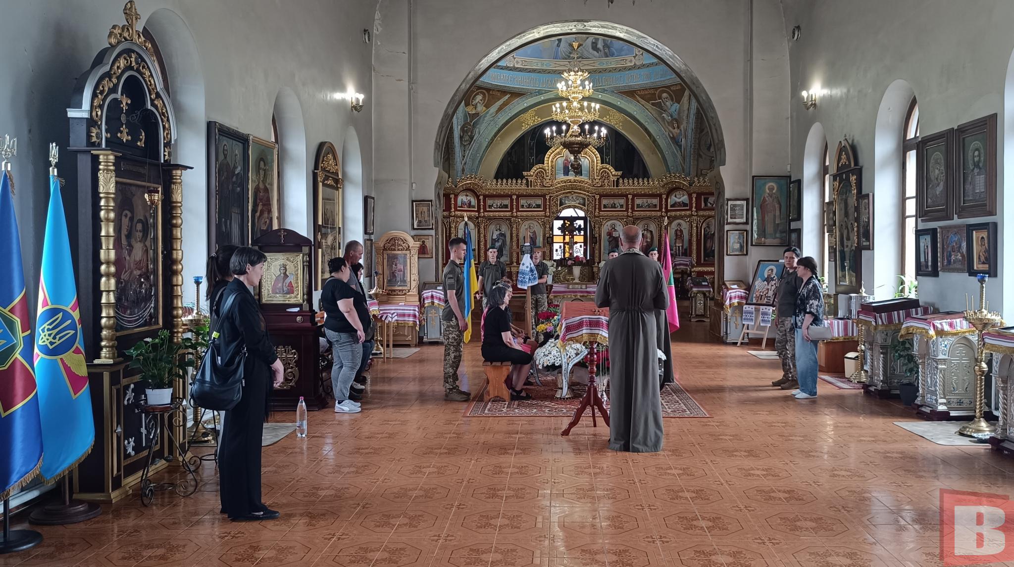 Новини Хмельницького - фото з Хмельницький попрощався з прикордонником Валерієм Салтаном, який загинув у полоні