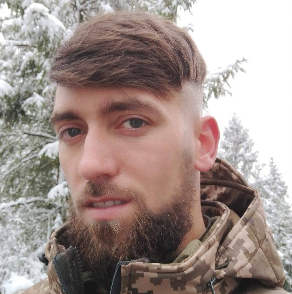 Новини Тернополя - фото з «Земля дає надію…» Родина зниклого безвісти воїна з Ладичина береже його справу і чекає на повернення