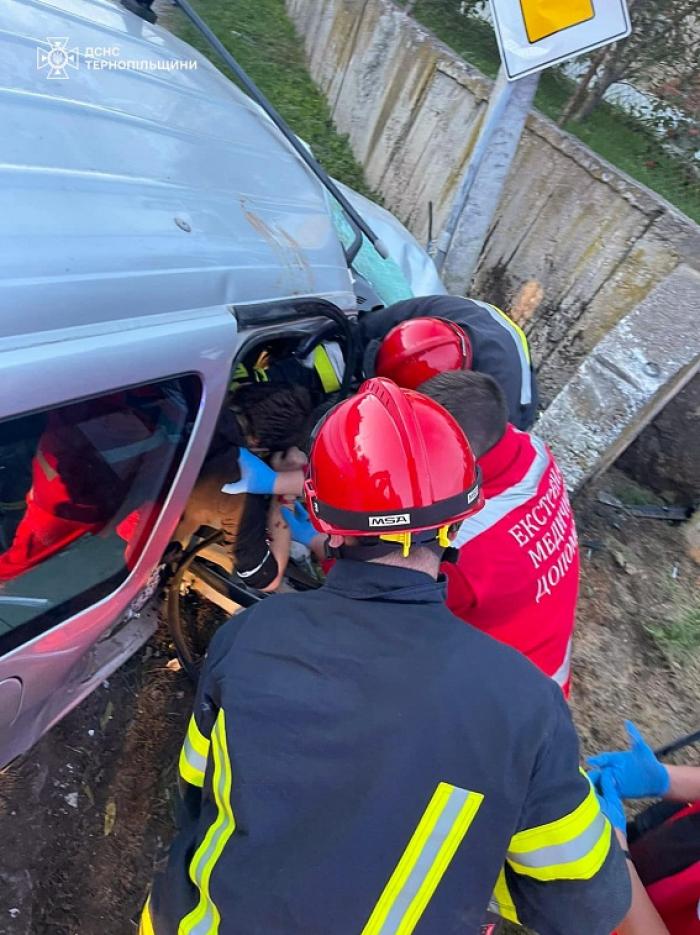 Новини Тернополя - фото з Просив не садити в тюрму: як суд покарав 22-річного водія за смертельну п'яну аварію