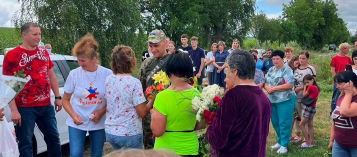 Новини Вінниці - фото з «Вибігла на вулицю зустріти Олежку і тільки тоді зрозуміла, що це сон»: як мама дізналася, що син живий