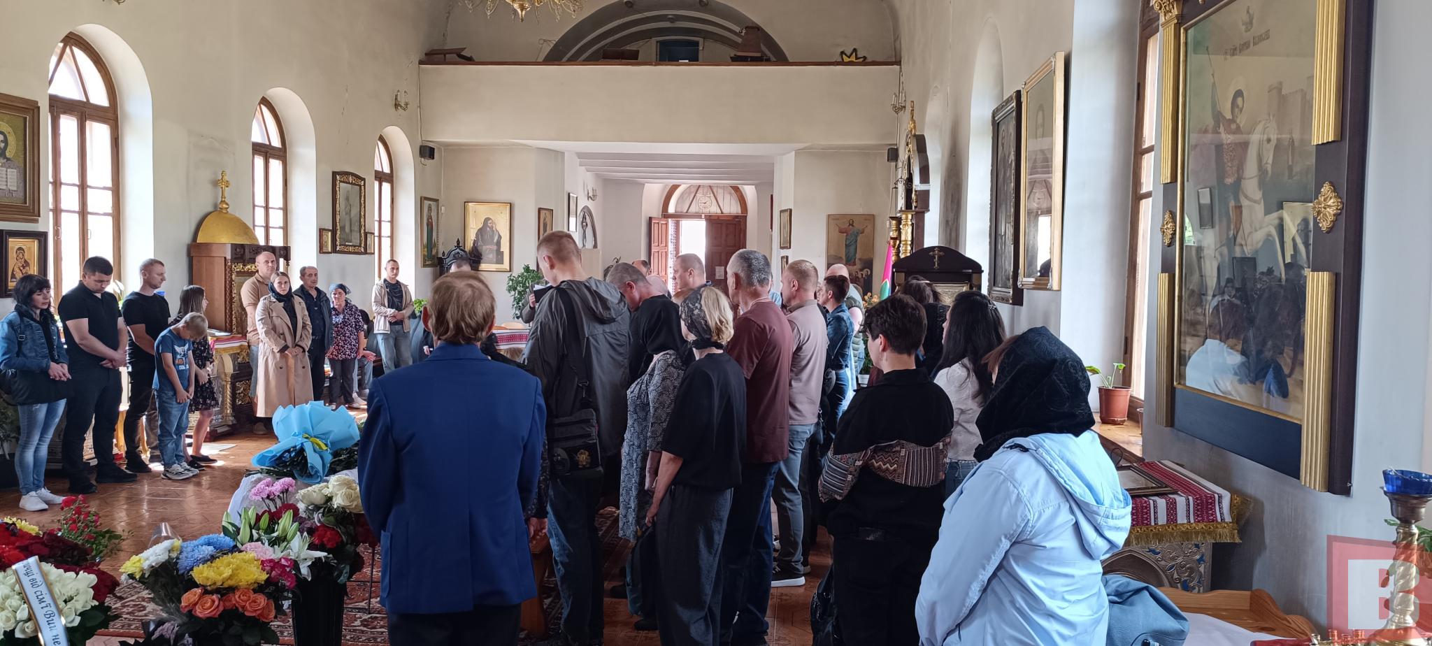 Новини Хмельницького - фото з У Хмельницькому попрощались з військовою Галиною Бучинською