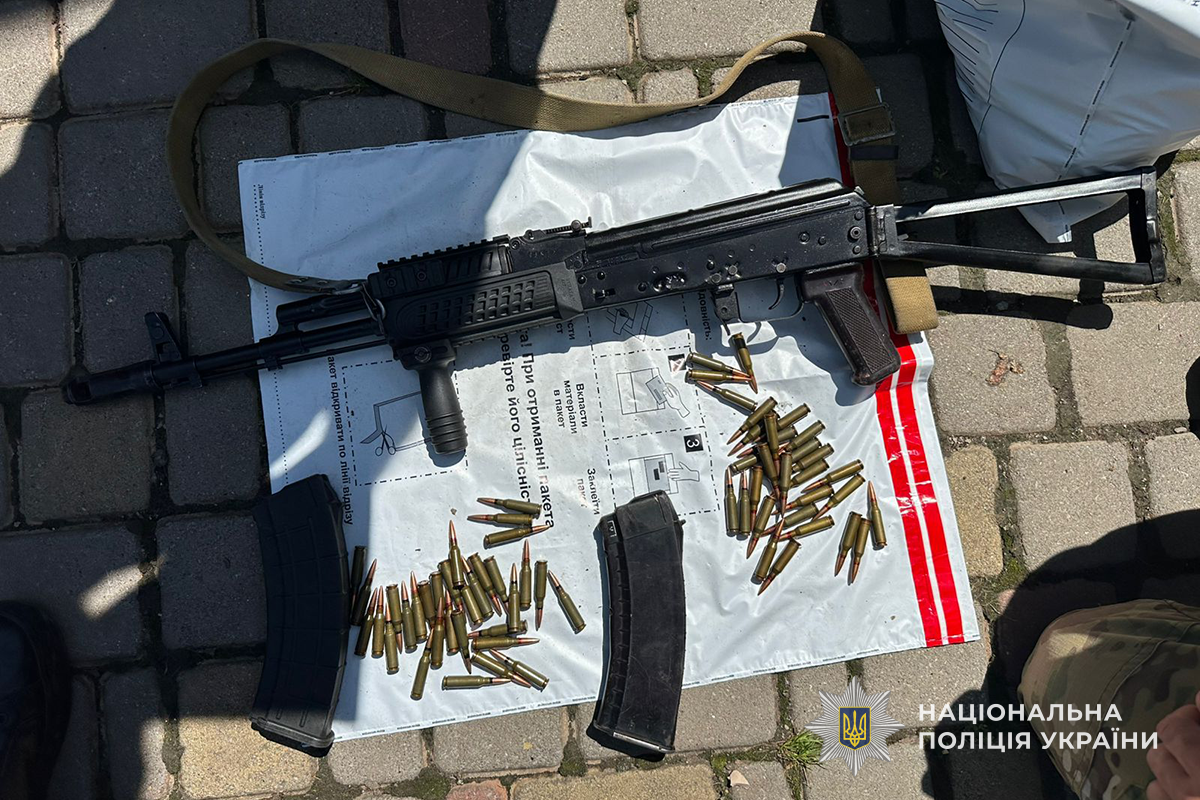Новини Тернополя - фото з Нелегальні арсенали зброї виявили у трьох мешканців Тернопільщини: слідство триває