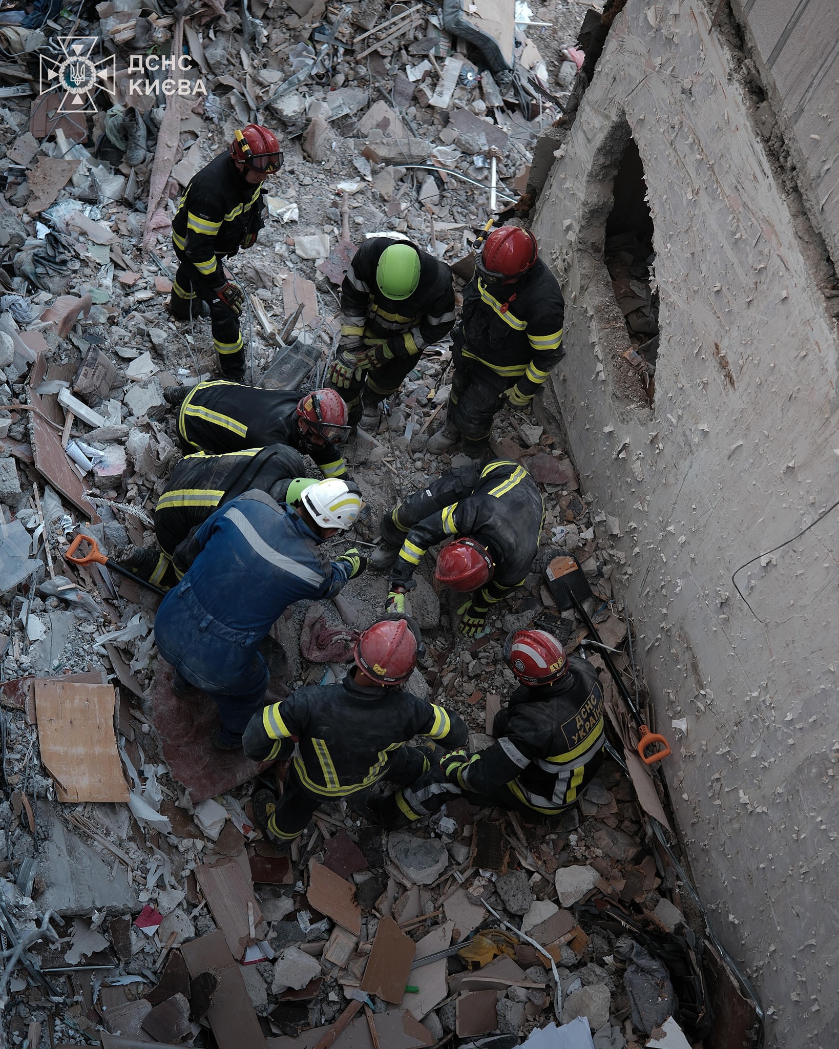 Новини Тернополя - фото з У Києві зросла кількість загиблих внаслідок атаки 31 липня ворога (ОНОВЛЮЄТЬСЯ)