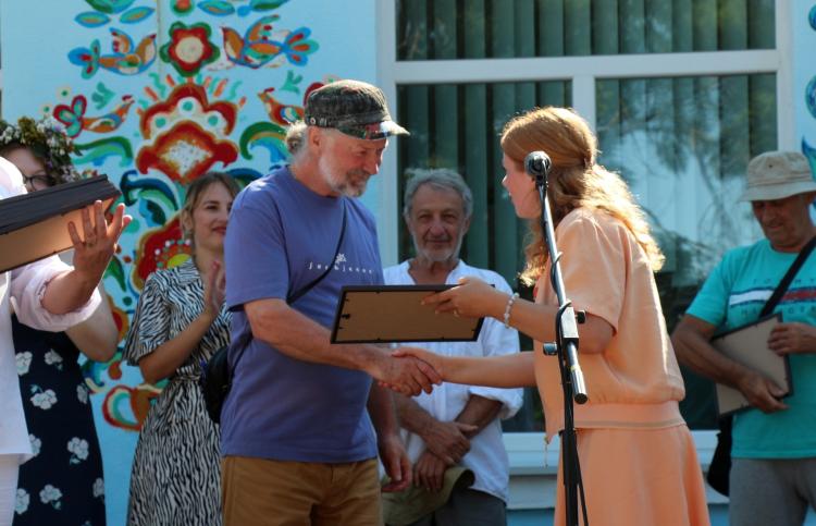 Новини Вінниці - фото з Подільська краса ожила в Іванівцях Барської громади. Підсумки симпозіуму «Мальована хата»