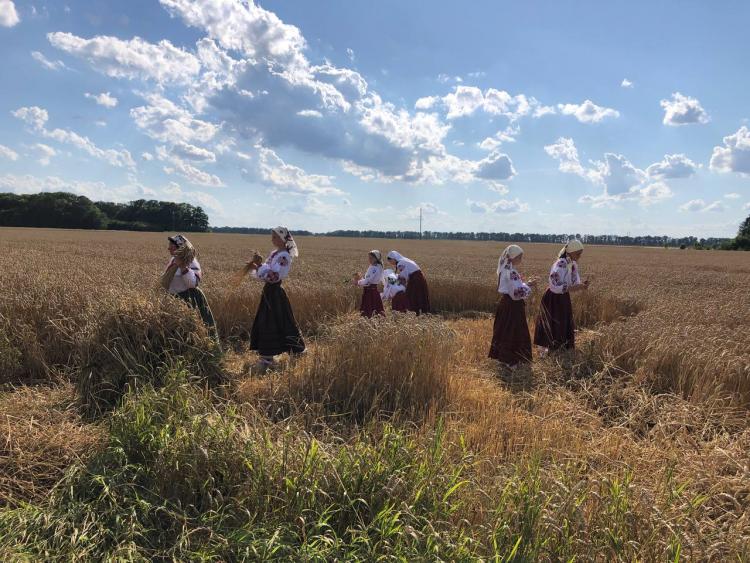 Новини Вінниці - фото з У Великих Крушлинцях провели традиційне жнивне дійство з плетінням Спасової бороди