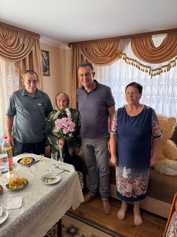 Новини Тернополя - фото з 100-ий День Народження відзначила жителька Бариша