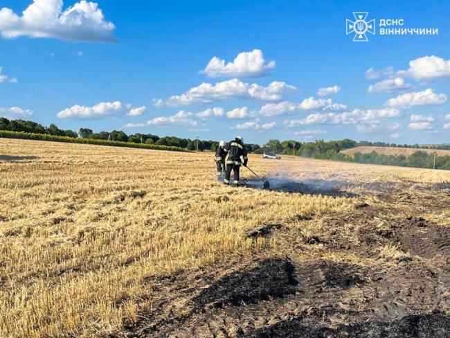 Новини Вінниці - фото з У Городківській громаді горіли комбайн та пів гектара пшениці — подробиці пожеж минулої доби