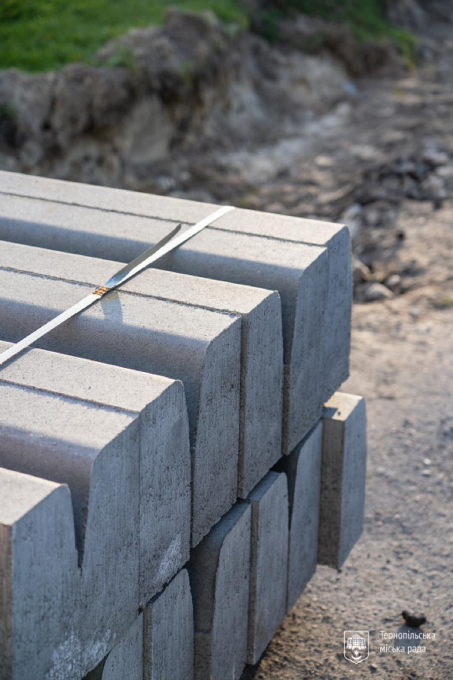 Новини Тернополя - фото з У Тернополі ремонтують дороги і тротуари — де тривають роботи 4 серпня