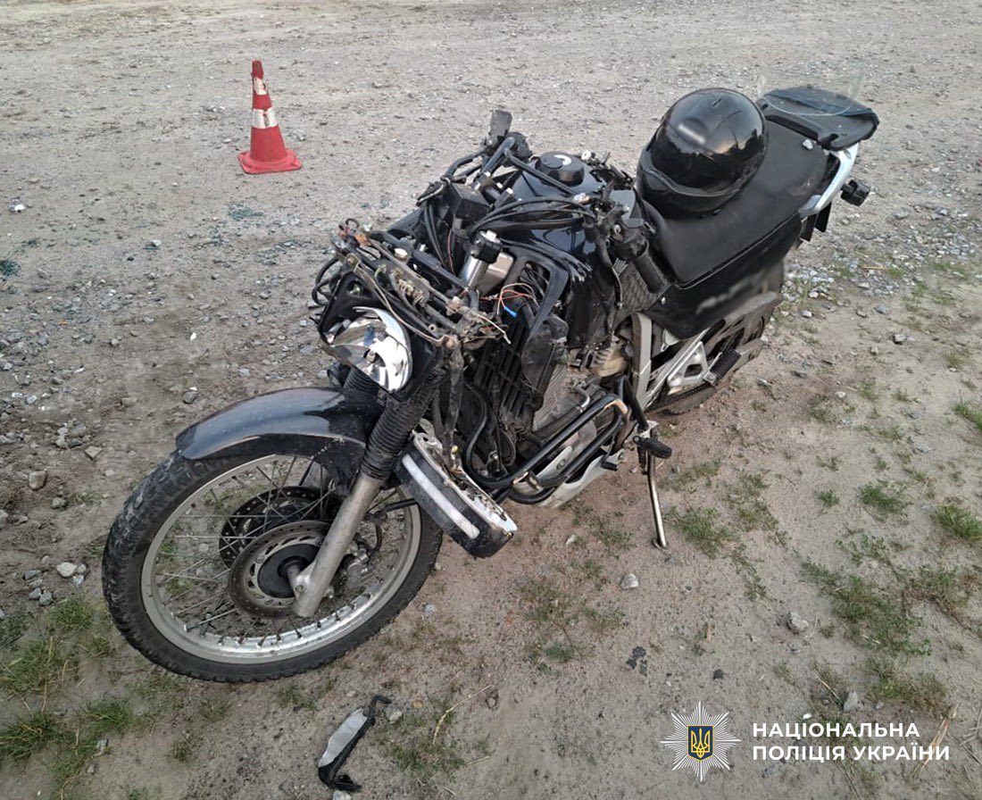 Новини Житомира - фото з У Бердичеві 16-річний мотоцикліст опинився в реанімації після зіткнення з автомобілем