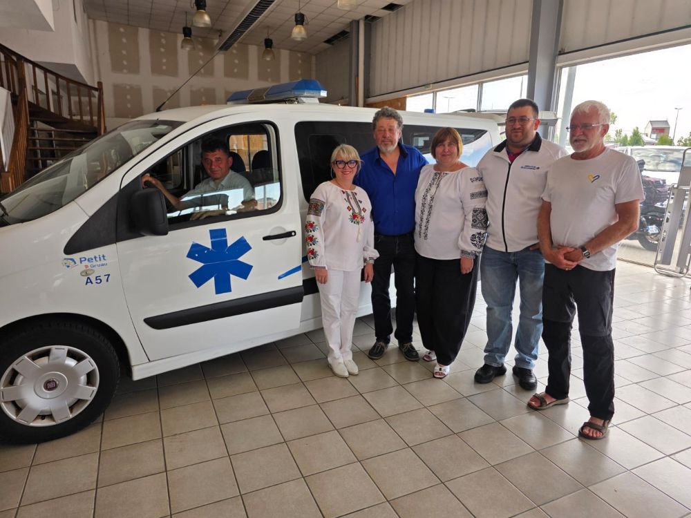 Новини Вінниці - фото з «Бо є мені козацька кров»: як француз Жоель Ніколас з дружиною допомагає лікарні у Немирові