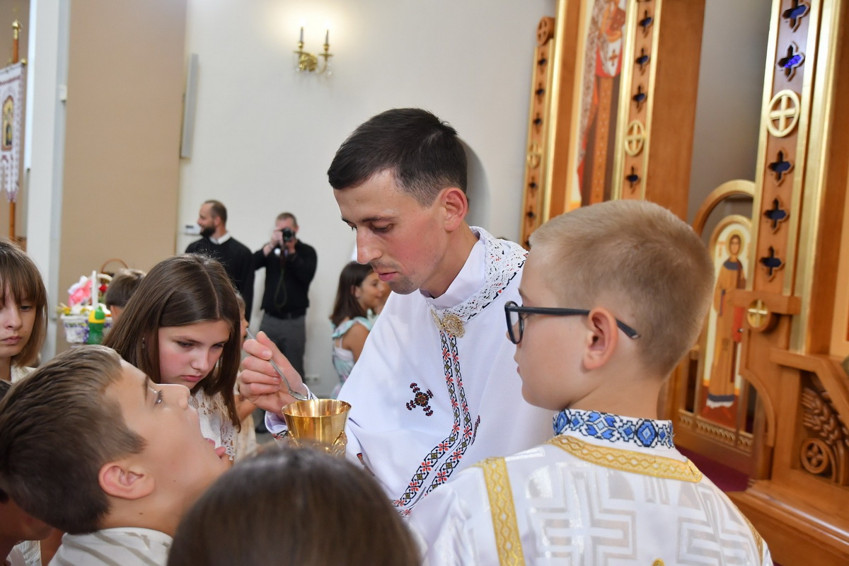 Новини Тернополя - фото з У Тернополі архиєпископ висвятив нового священника