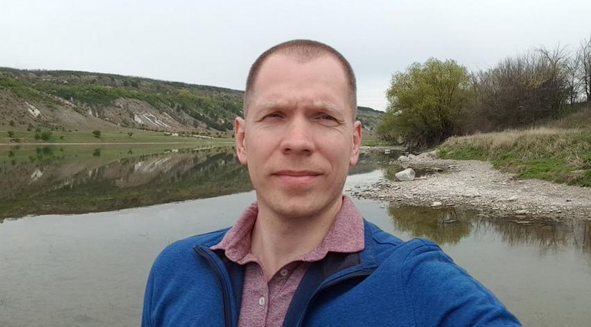 Новини Вінниці - фото з Мамину теплицю під’єднав до Інтернету: фермер пропонує овочі з доставкою додому