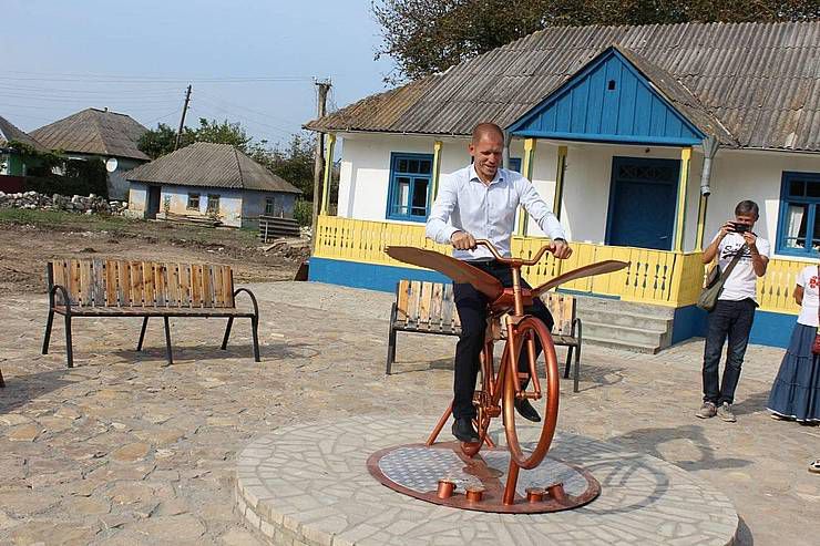 Новини Вінниці - фото з Мамину теплицю під’єднав до Інтернету: фермер пропонує овочі з доставкою додому