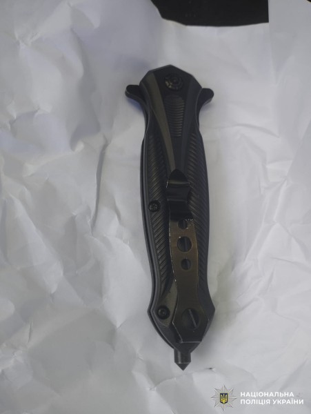 Новини Вінниці - фото з В Тульчині сварка в перукарні переросла в ножове поранення