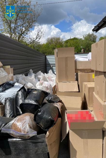 Новини Вінниці - фото з На Вінниччині спіймали 32-річного чоловіка, який продавав тонни фальшивого тютюну