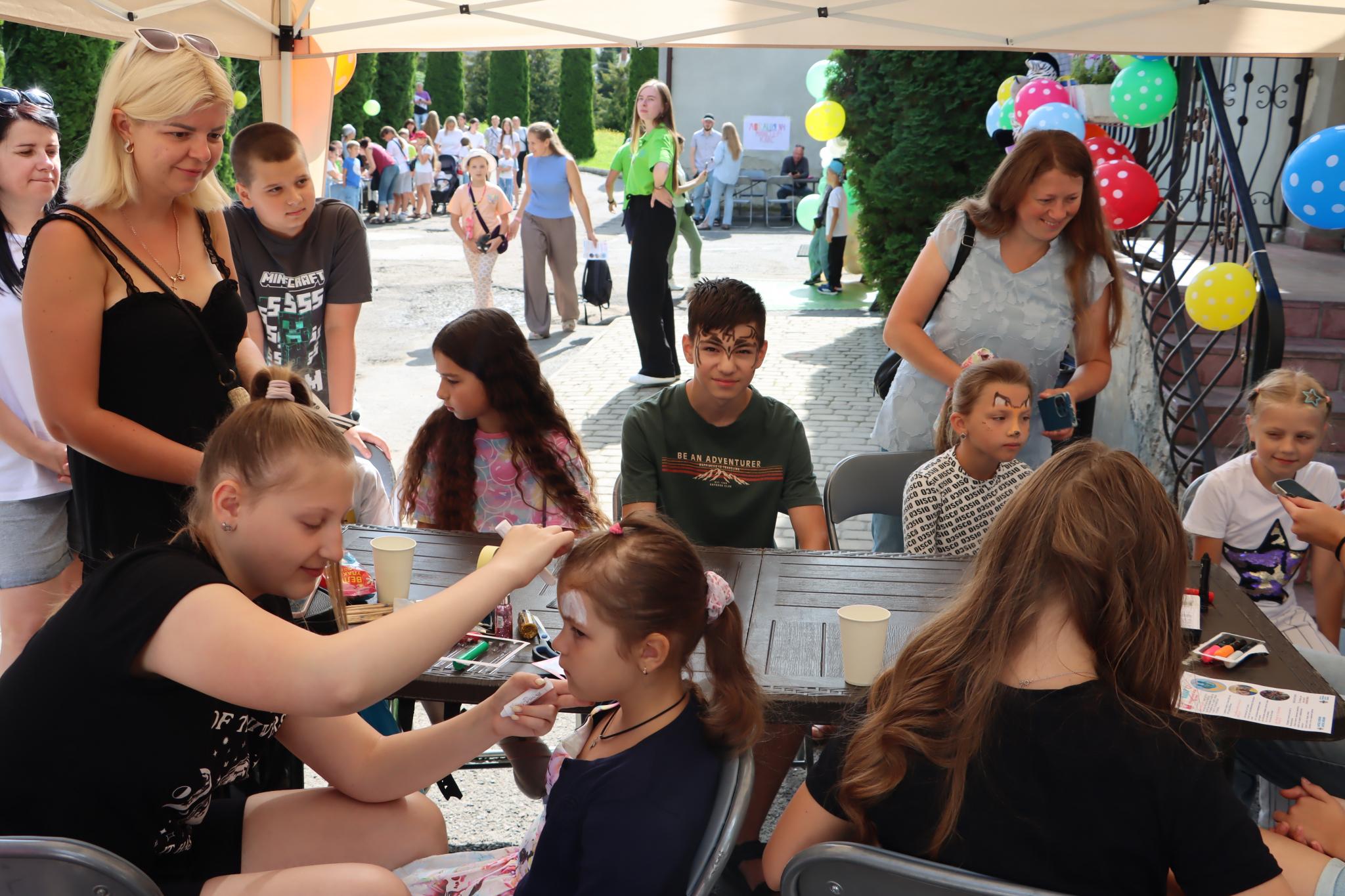 Новини Тернополя - фото з Свято, підтримка та допомога: у «Карітасі» запустили проєкт для дітей військових та переселенців