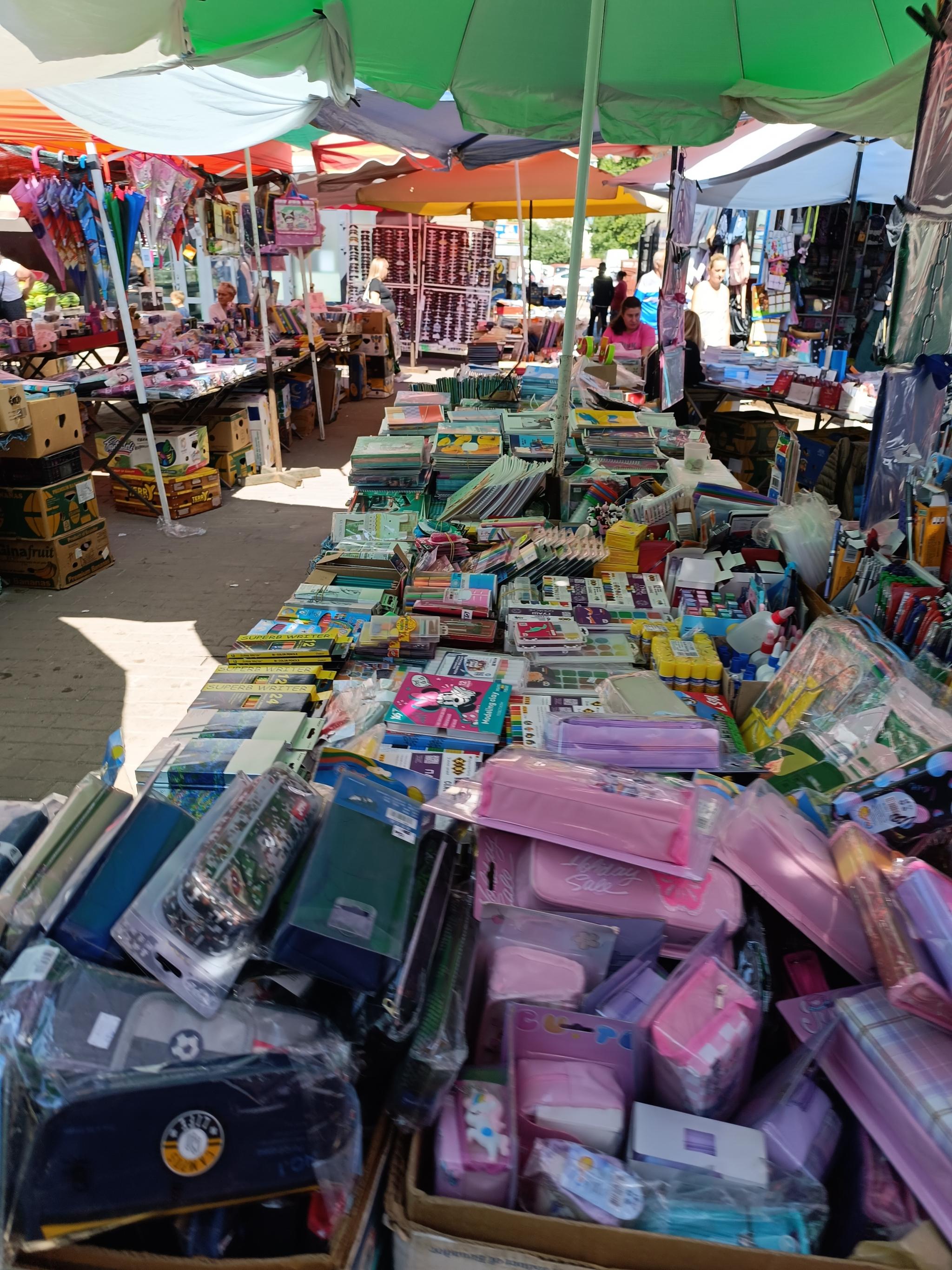 Новини Тернополя - фото з Скільки коштують канцтовари до школи у Тернополі та де дешевше: порівняли ціни