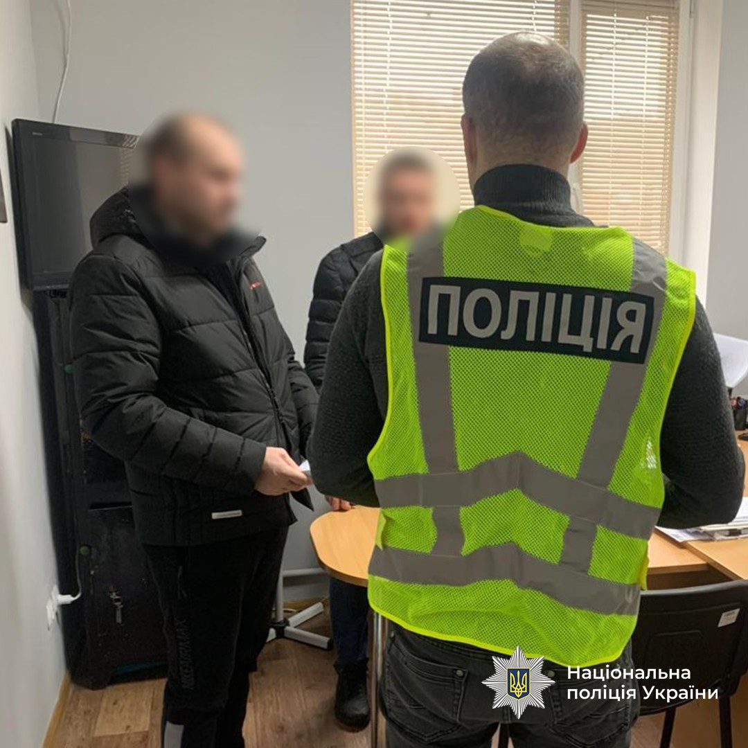 Новини Житомира - фото з Рейдерське захоплення землі та будівель на узбережжі Дніпра – поліцейські Житомирщини скерували справу до суду