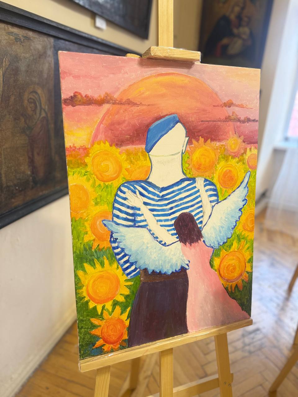 Новини Вінниці - фото з Обійми, емоції та фотографії: як у Вінниці матері загиблих воїнів створювали картини пам’яті