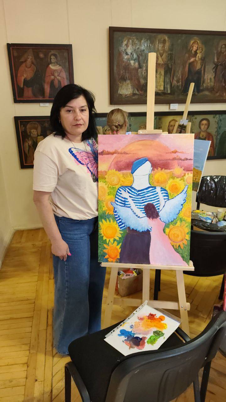 Новини Вінниці - фото з Обійми, емоції та фотографії: як у Вінниці матері загиблих воїнів створювали картини пам’яті