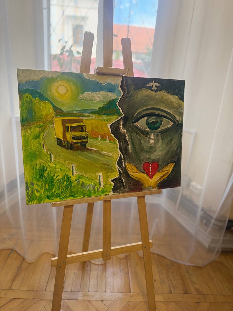 Новини Вінниці - фото з Обійми, емоції та фотографії: як у Вінниці матері загиблих воїнів створювали картини пам’яті