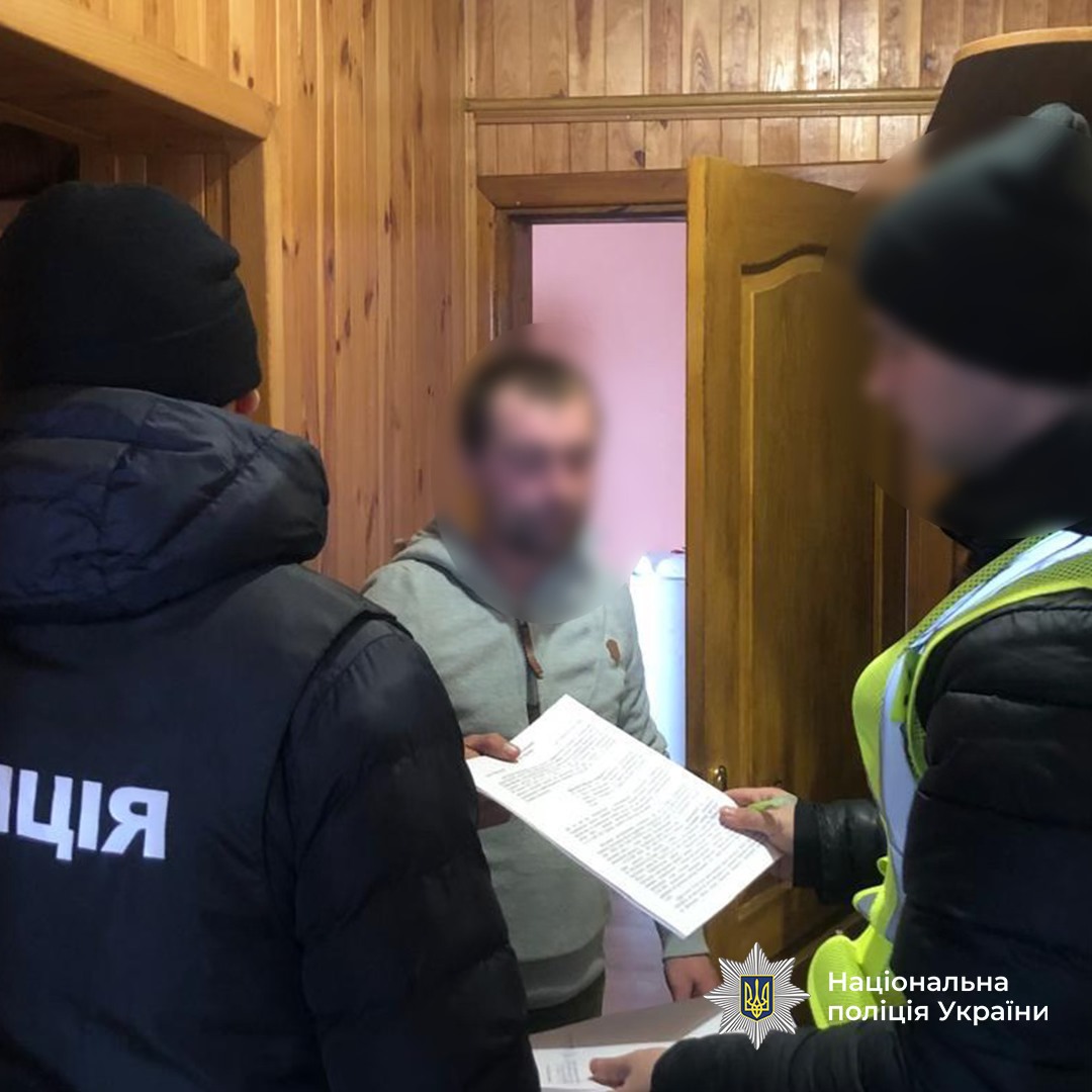 Новини Житомира - фото з Рейдерське захоплення землі та будівель на узбережжі Дніпра – поліцейські Житомирщини скерували справу до суду