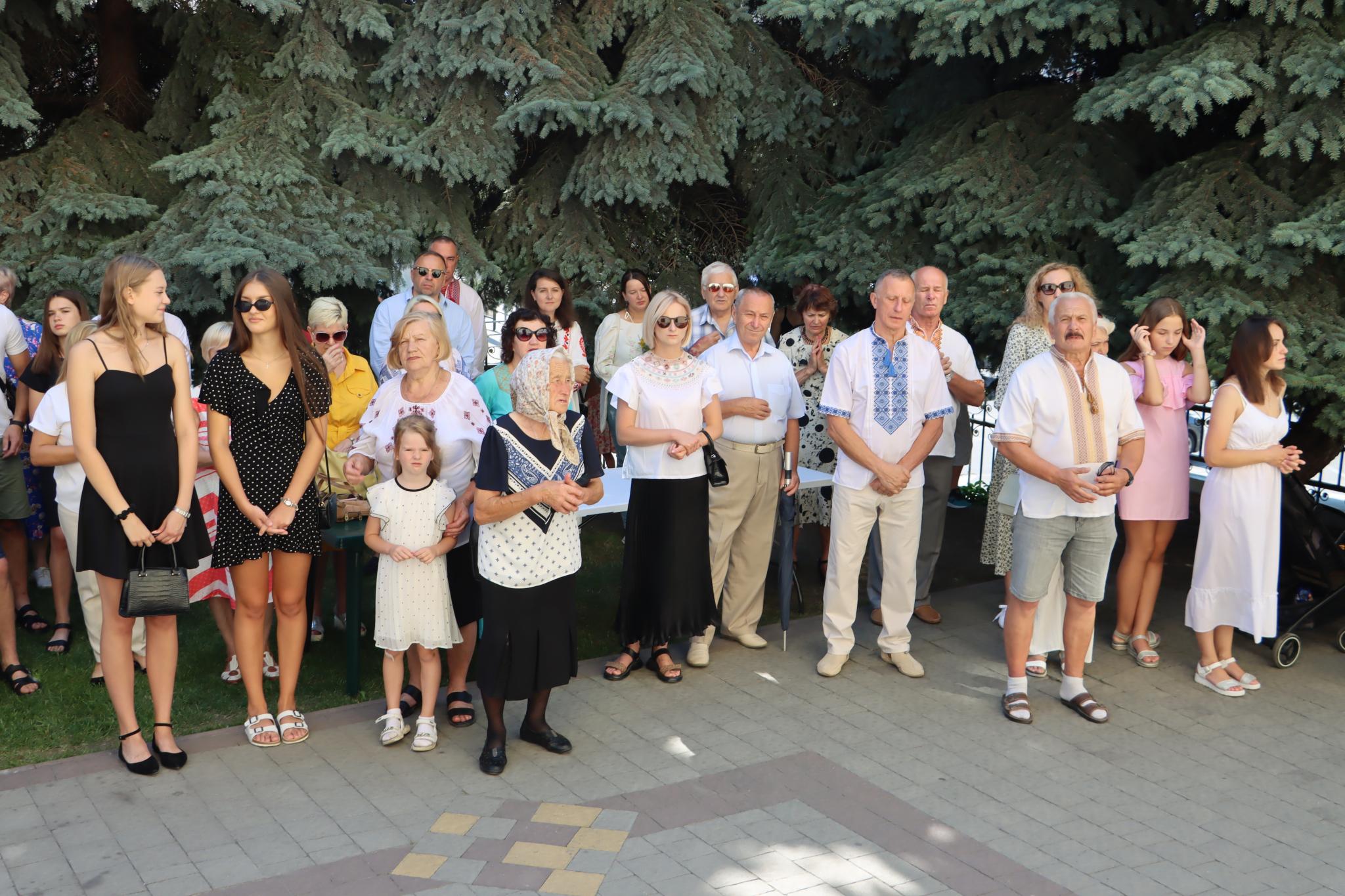 Новини Тернополя - фото з У Церкві Успіння Пресвятої Богородиці храмовий празник: шукайте себе та знайомих на фото!