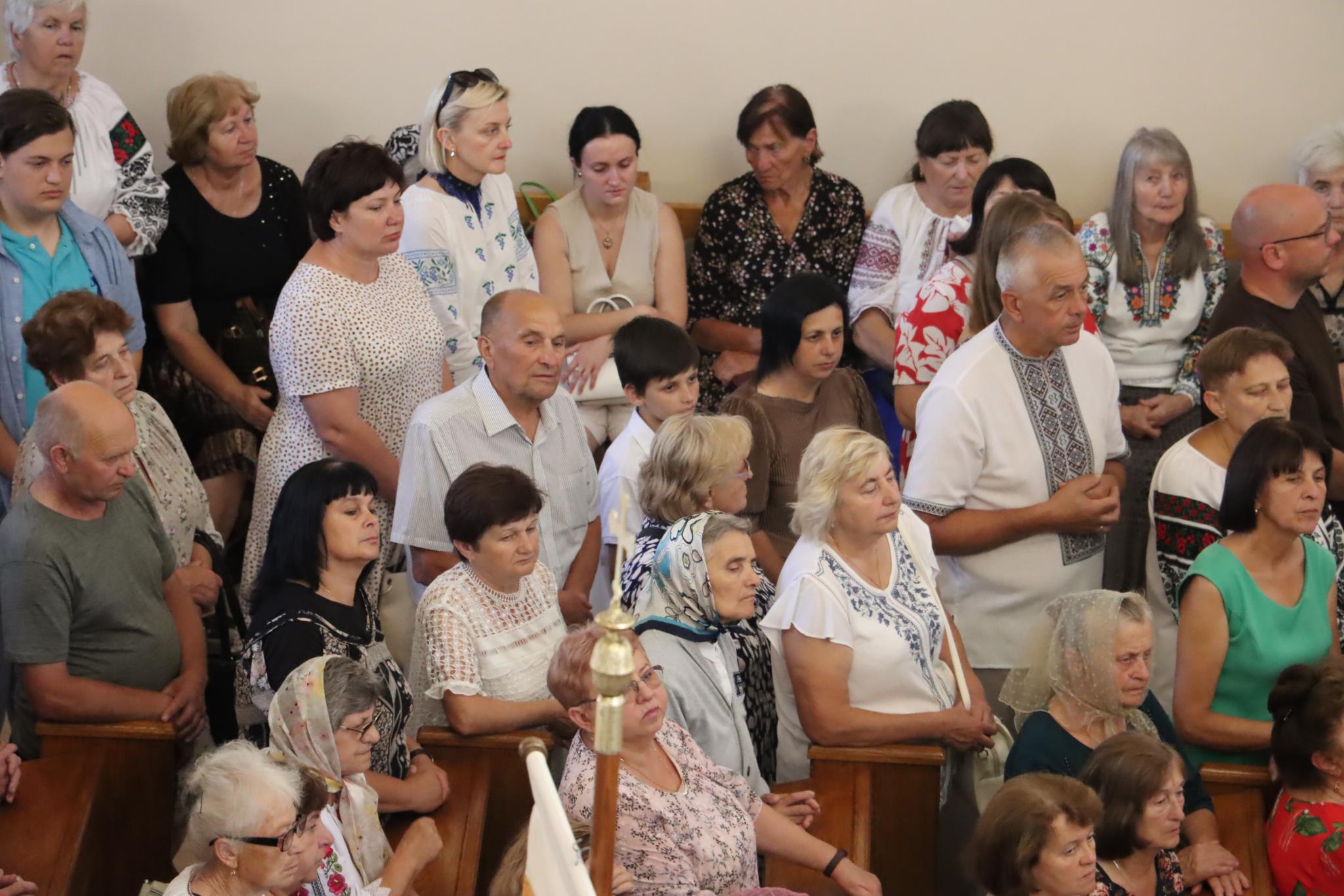 Новини Тернополя - фото з У Церкві Успіння Пресвятої Богородиці храмовий празник: шукайте себе та знайомих на фото!