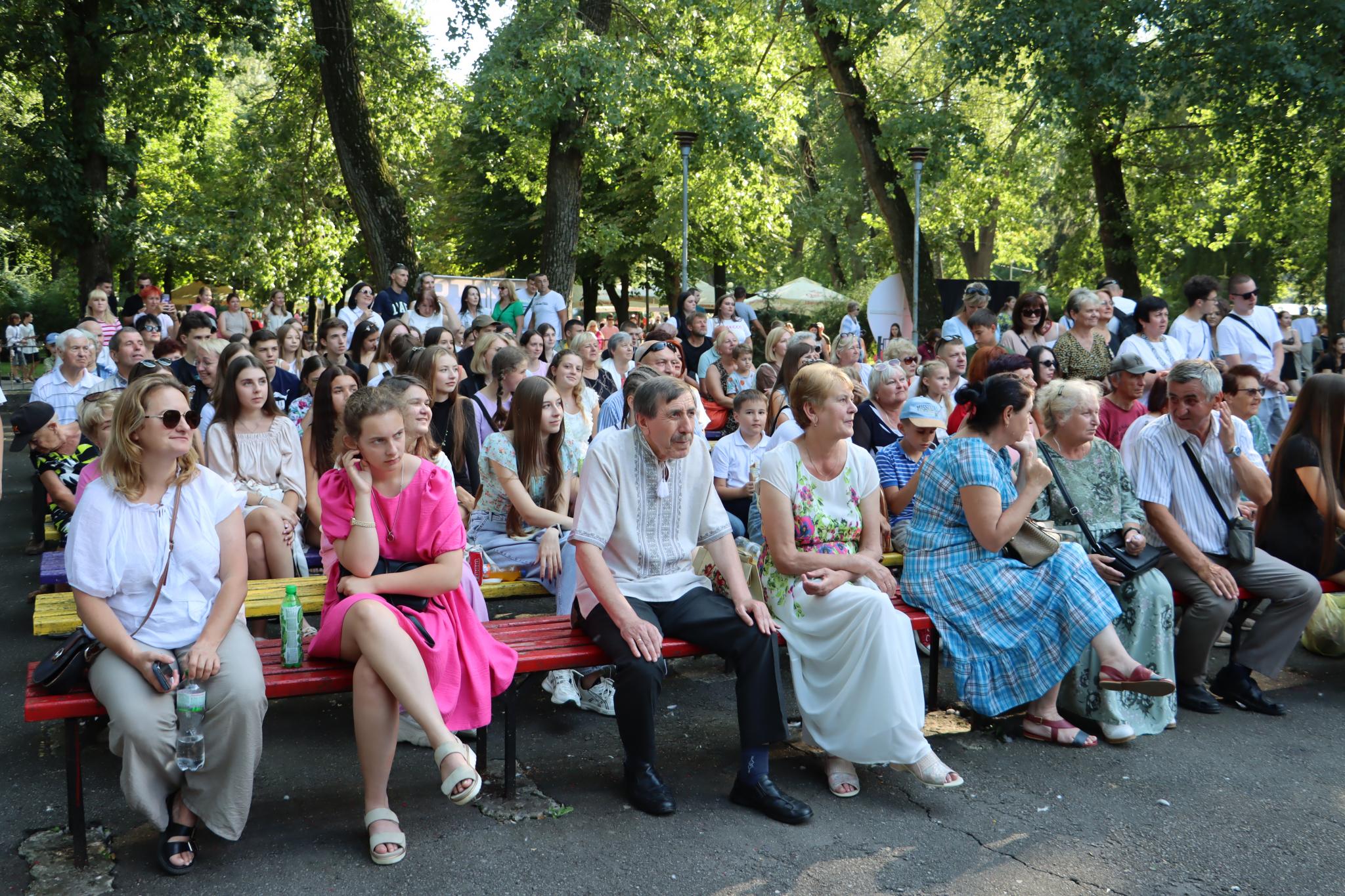 Новини Тернополя - фото з У парку ім. Тараса Шевченка благодійний концерт до Дня міста