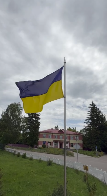 Новини Житомира - фото з Компанія «Акріс Агро» разом з громадою с. Кочерів на Житомирщині вшанували загиблих захисників України відкриттям Алеї Пам’яті (Новини компаній)