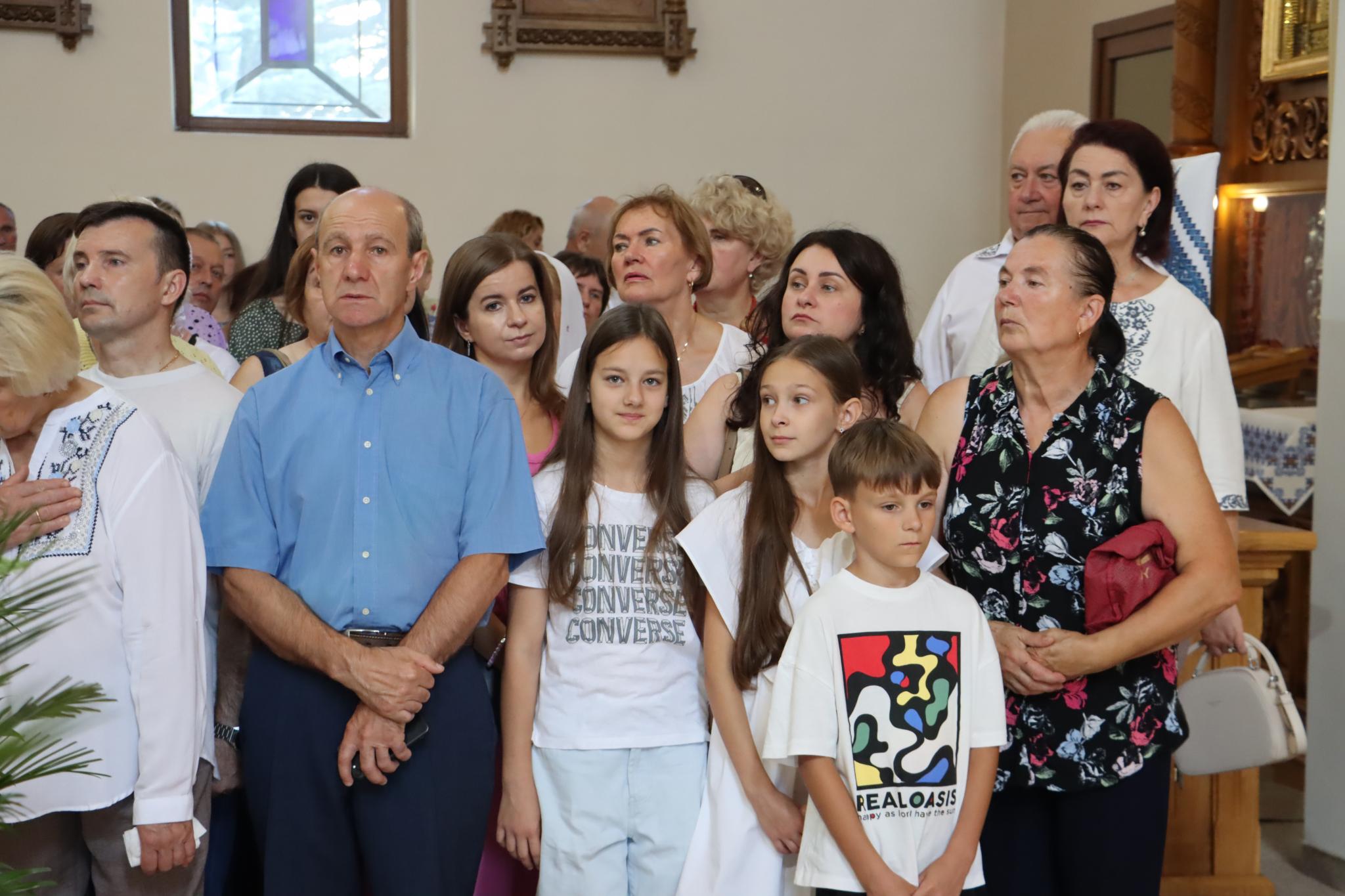 Новини Тернополя - фото з У Церкві Успіння Пресвятої Богородиці храмовий празник: шукайте себе та знайомих на фото!
