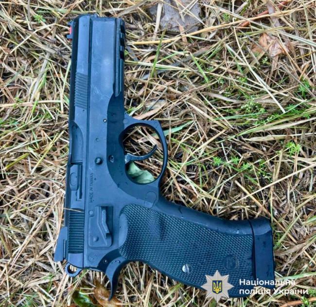 Новини Вінниці - фото з У Серебринцях 50-річний чоловік стріляв у підлітків із пневматичного пістолета