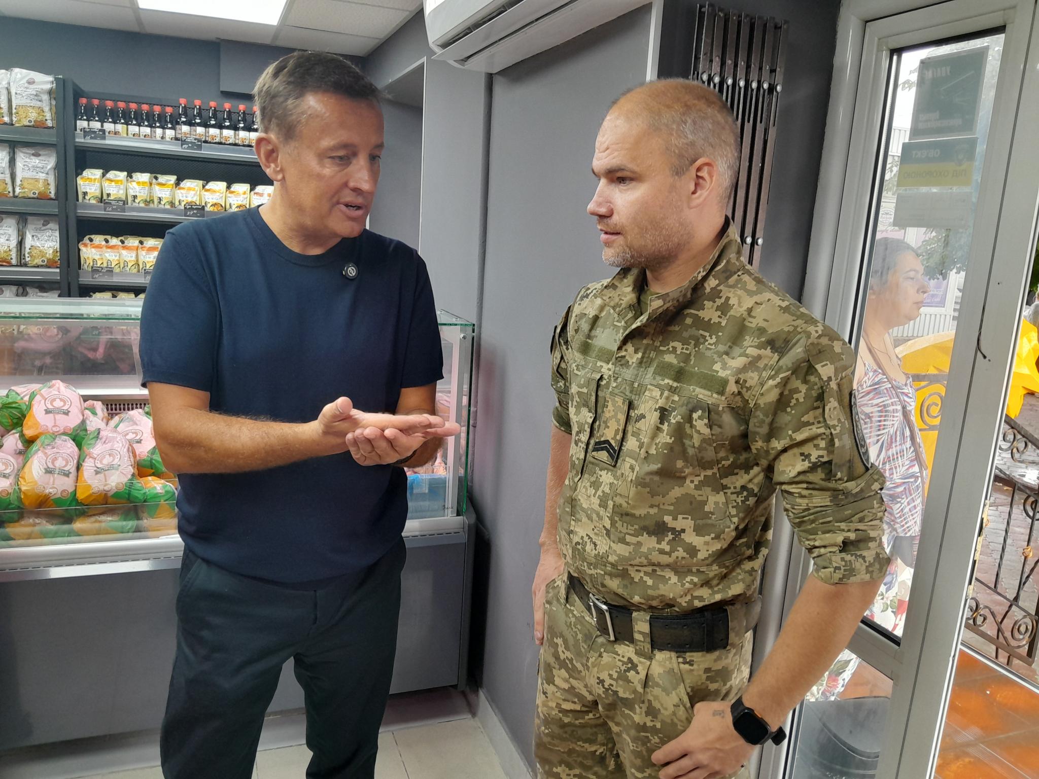 Новини Вінниці - фото з Сергій Кудлаєнко: «У Вінниці запрацював соціальний магазин МХП, який дає людям упевненість» (Прес-служба ГО «Ми – Вінничани»)