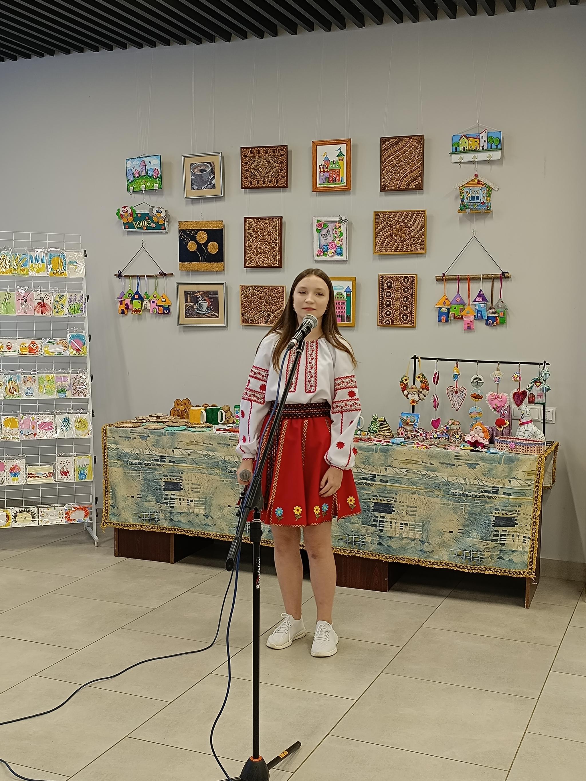 Новини Козятина - фото з Серцем бачити й творити: молодь з інвалідністю представила свої вироби ручної роботи у Козятині