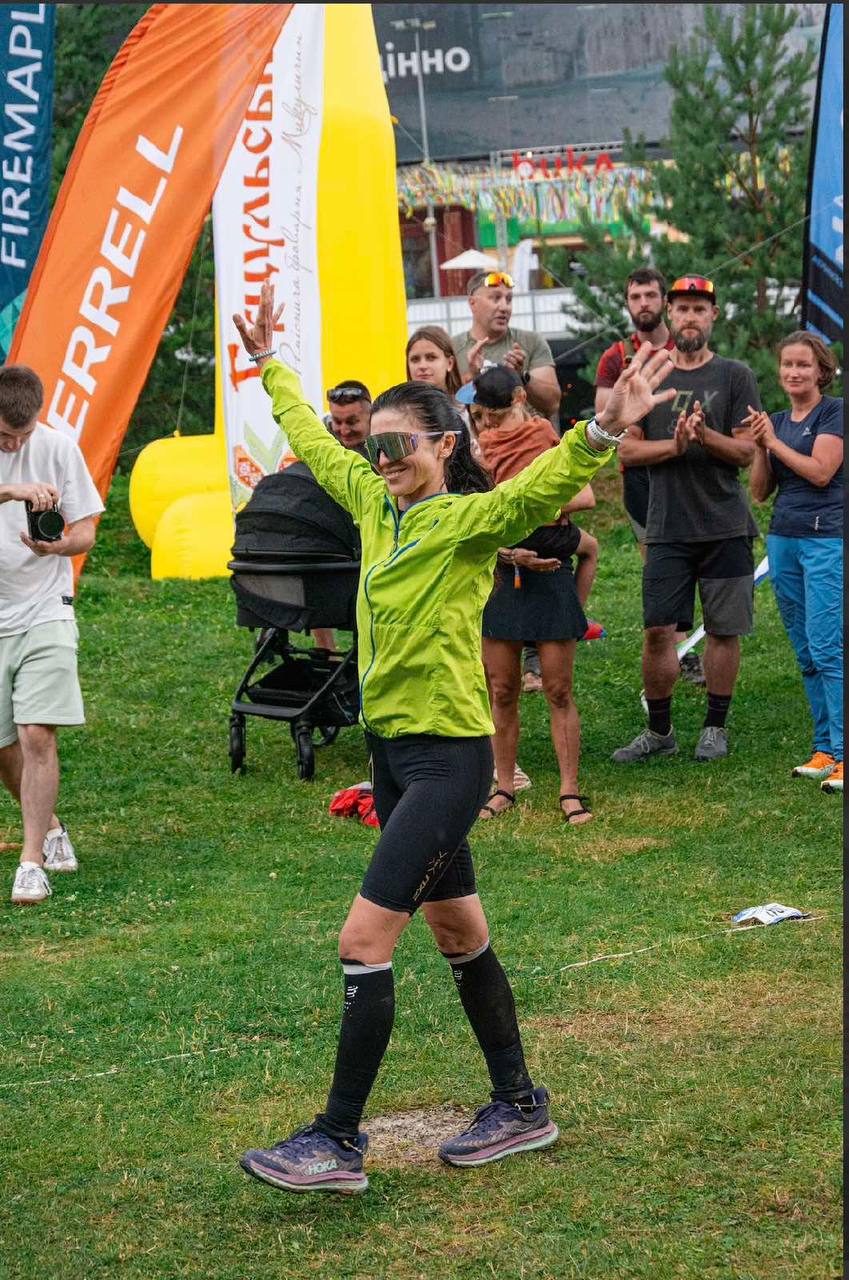 Новини Тернополя - фото з 167 км горами за 48 годин: лікарка зі Збаража подолала стомильник у Карпатах