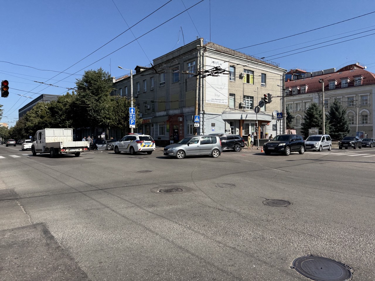 Новини Житомира - фото з Масштабна ДТП в центрі Житомира: на розі Перемоги — Грушевського зіткнулися 4 автівки