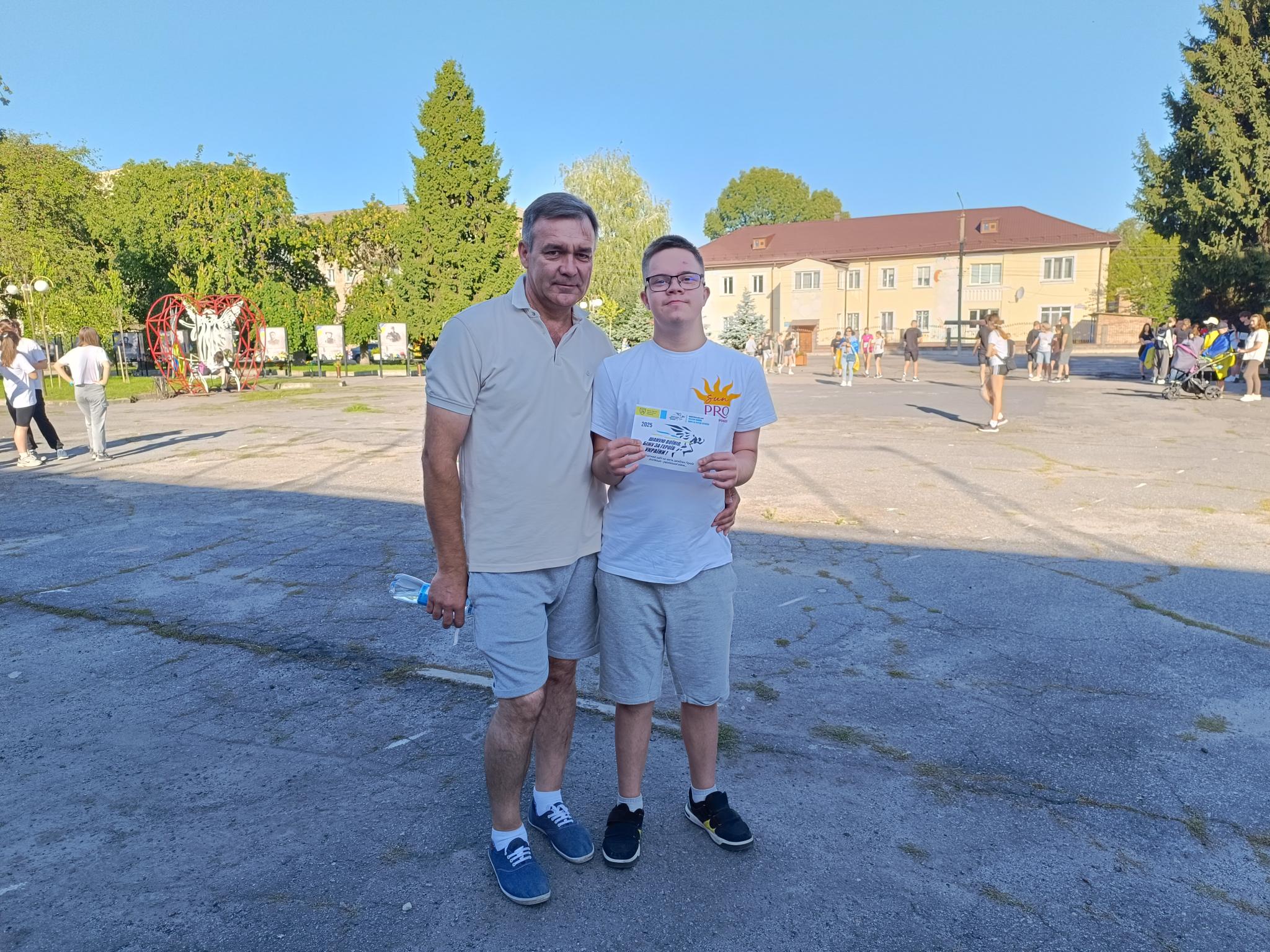 Новини Козятина - фото з Більше 200: рекордна кількість учасників долучилася до патріотичного пробігу у Козятині