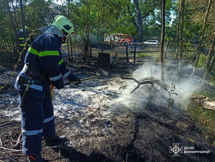 Новини Вінниці - фото з Пожежі в області знищили ферму, будинки та 13 гектарів землі