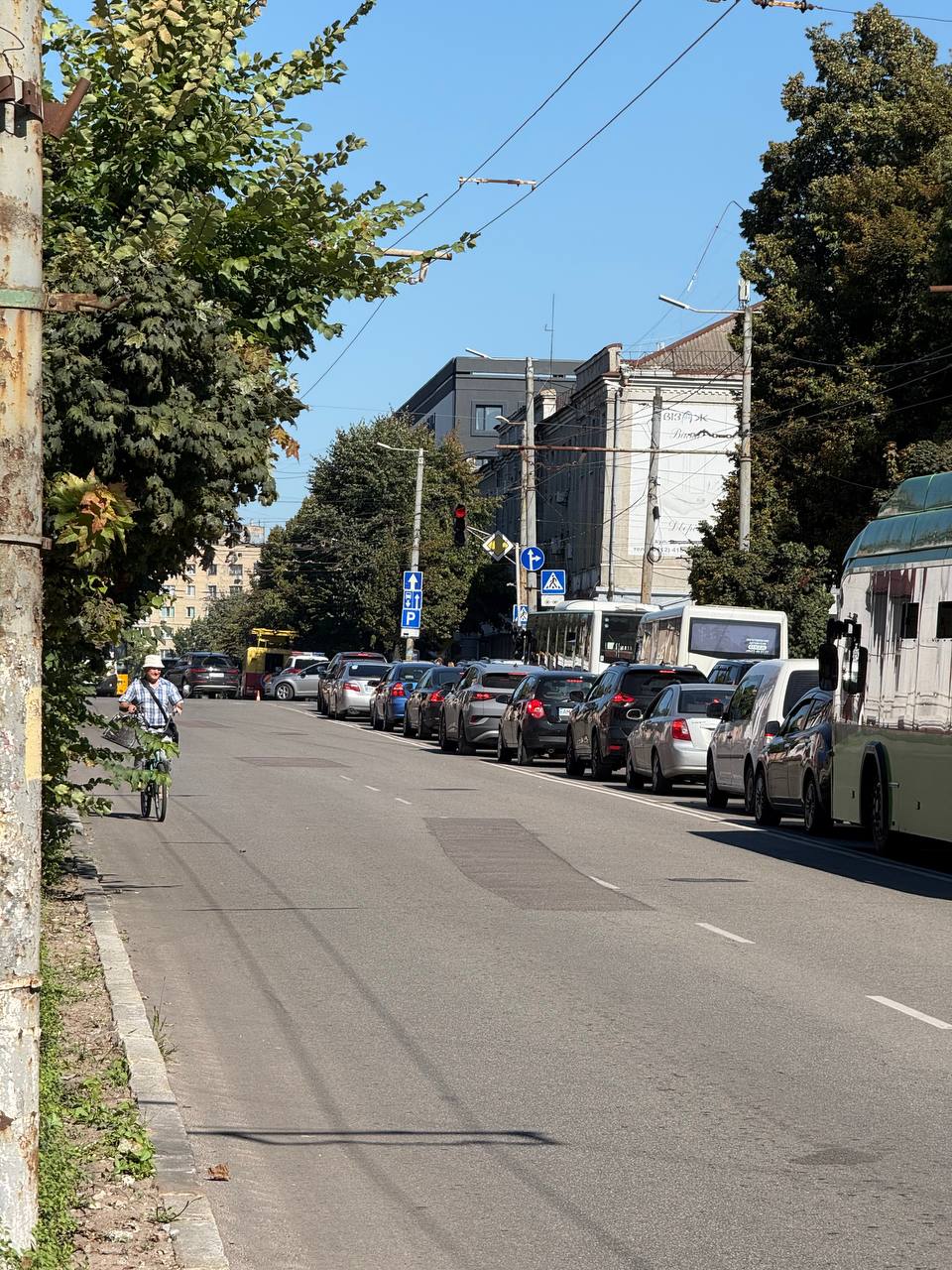 Новини Житомира - фото з Масштабна ДТП в центрі Житомира: на розі Перемоги — Грушевського зіткнулися 4 автівки