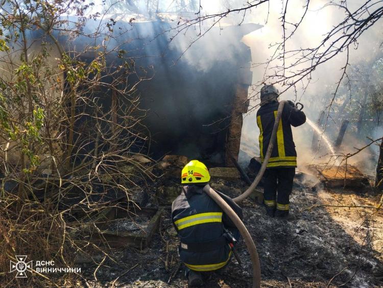 Новини Вінниці - фото з Пожежі в області знищили ферму, будинки та 13 гектарів землі