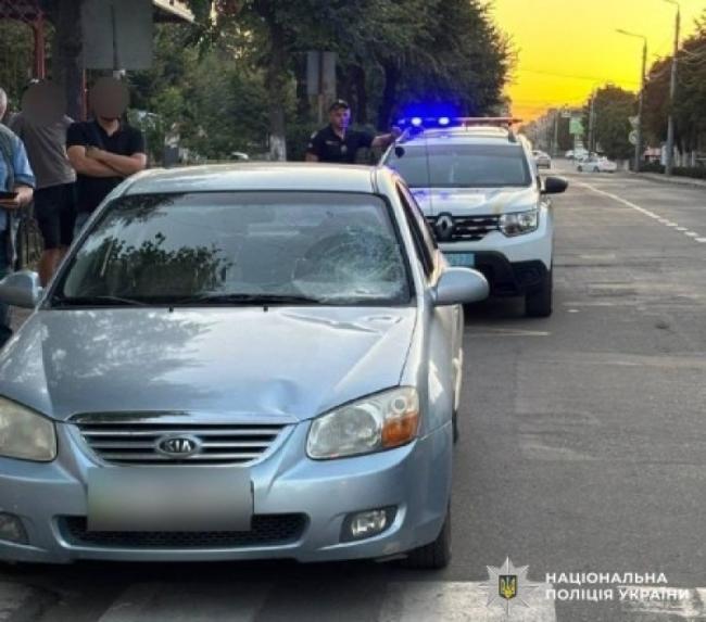 Новини Вінниці - фото з У Тульчині 75-річний водій KIA збив двох школярок, які переходили дорогу по «зебрі»