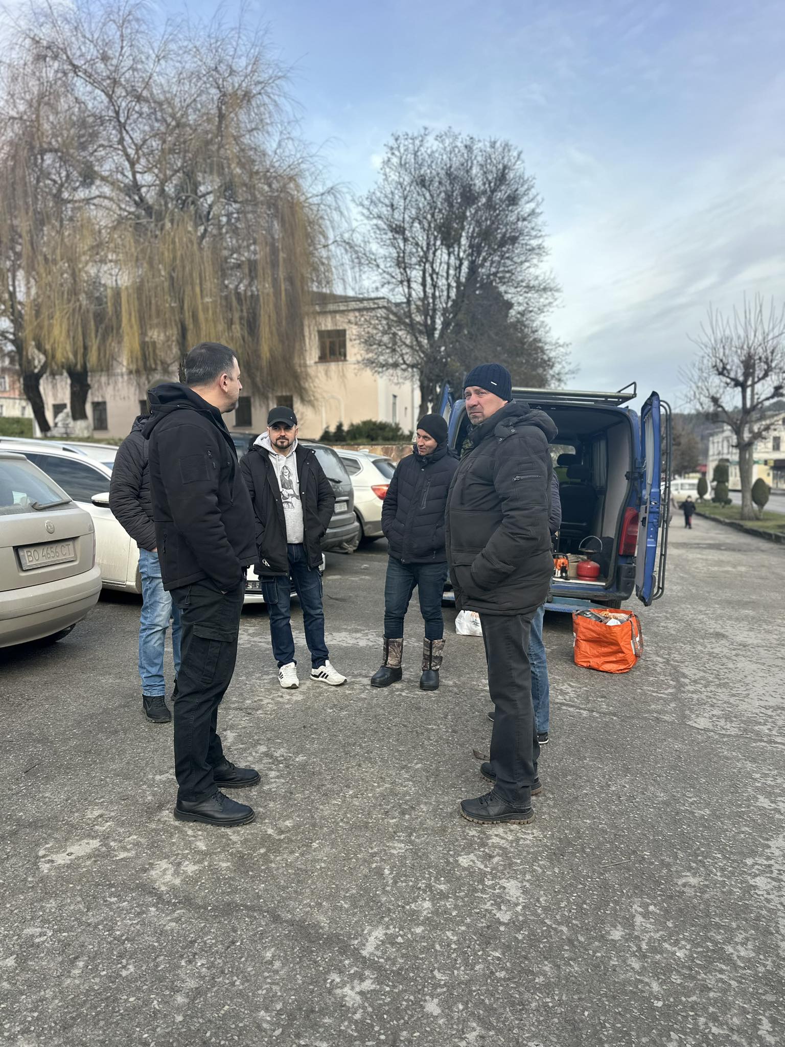 Новини Тернополя - фото з Команда з Кременеччини долучилась до будівництва фортифікацій на Сході України