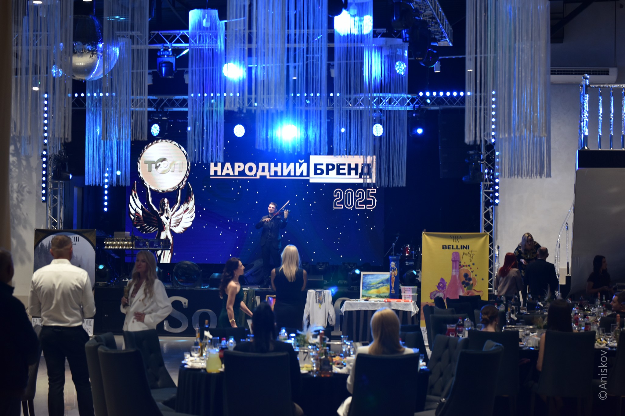 Новини Хмельницького - фото з Вони кращі серед кращих: у Хмельницькому нагородили переможців конкурсу «Народний бренд-2025»