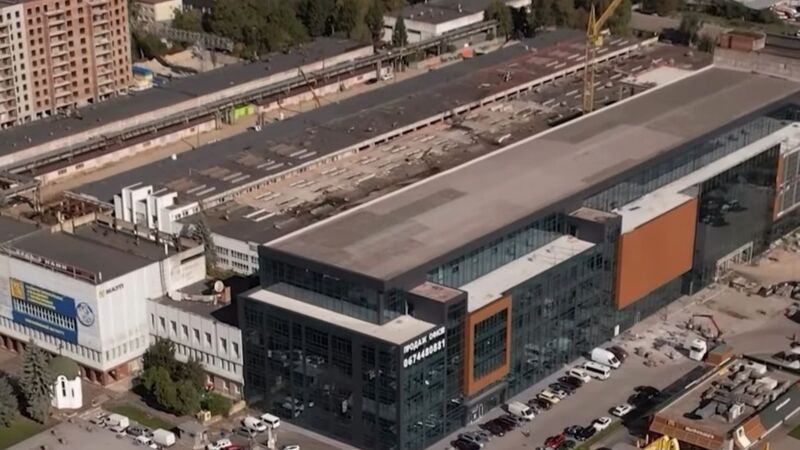 Новини Хмельницького - фото з Мільйонні збитки та нові власники: кому зараз належать колишні заводи-гіганти Хмельницького