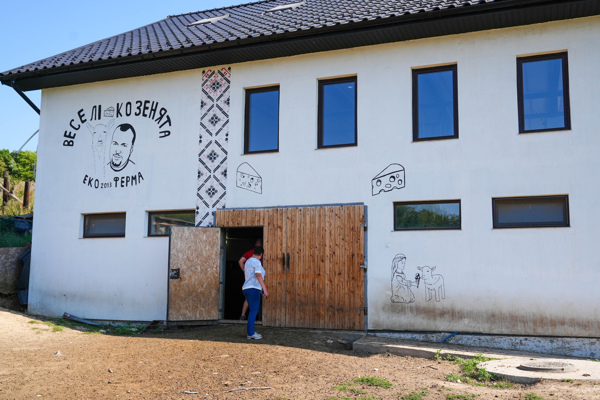 Новини Тернополя - фото з Від 12 кіз до успішної справи: історія екоферми «Веселі козенята» у селі Хомівка