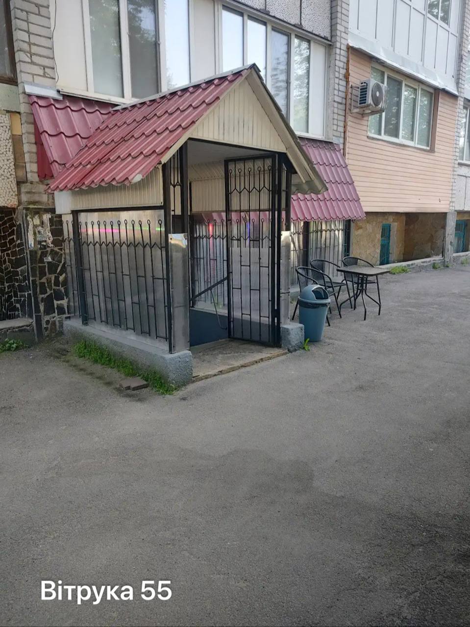 Новини Житомира - фото з У Житомирі демонтують самовільно встановлені МАФи та вуличні меблі