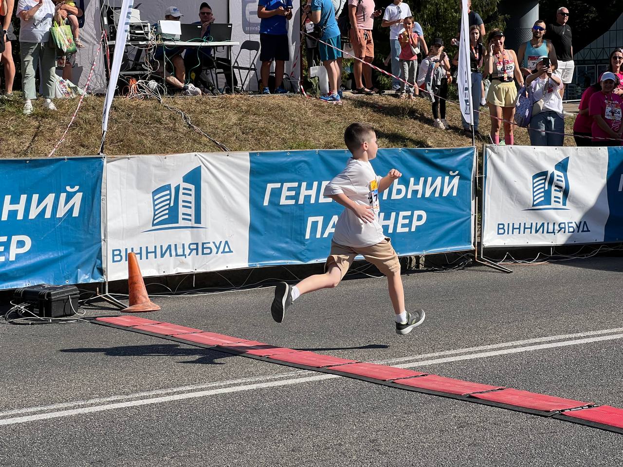 Новини Вінниці - фото з «Нехай це буде закликом для людей тренуватися»: як пройшла спортивна подія Vinnytsia Run 2025?