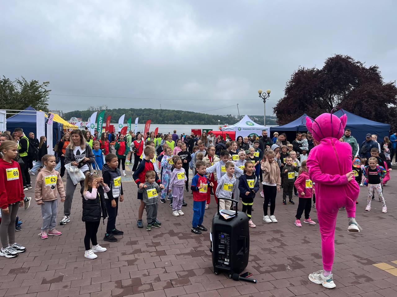 Новини Тернополя - фото з Озеряна-2025: тернополяни долали кілометри та збирали донати на ЗСУ